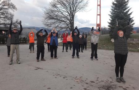 Lesce, Lesce pod vznozjem gora